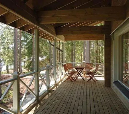 Harkaniemi Cottages فندق *
