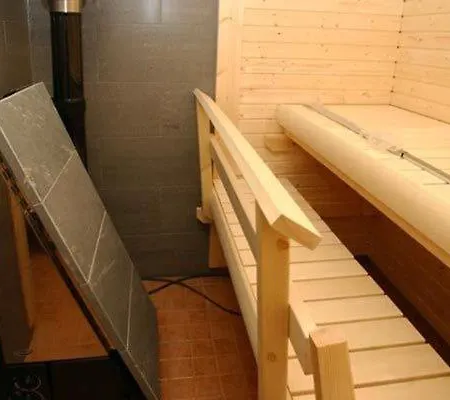 Hotel Harkaniemi Cottages *