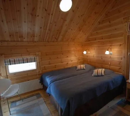 Harkaniemi Cottages *